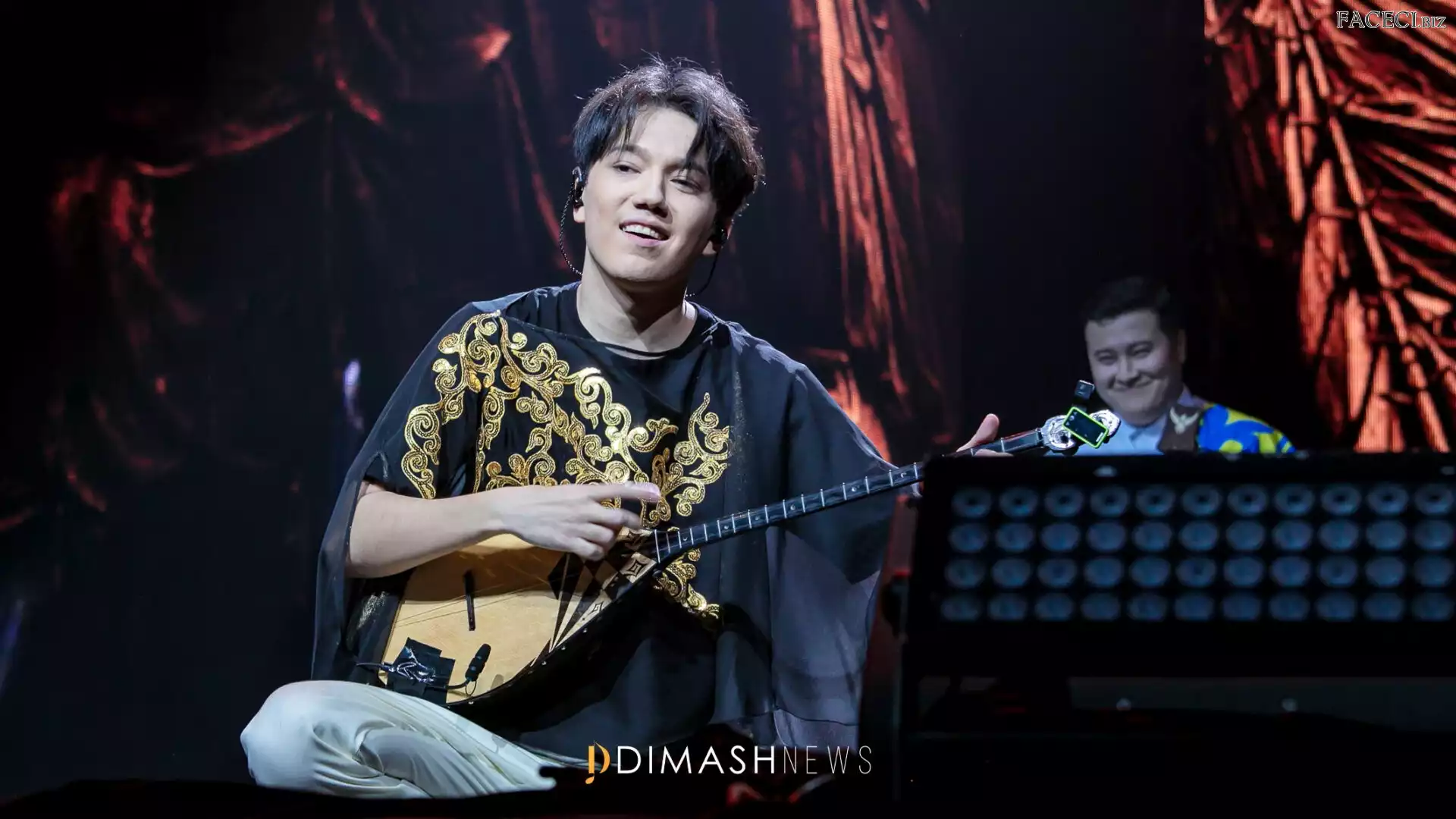 Dombra, Dimash Qudaibergen, Muzyk, Piosenkarz, Dimasz Kudajbiergen, Instrument